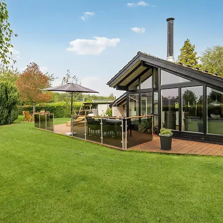 Sydals 46 度假居 *